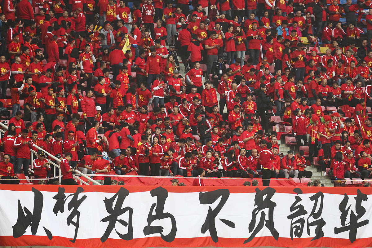 主场劲敌横扫，球队王者之席岌岌可危